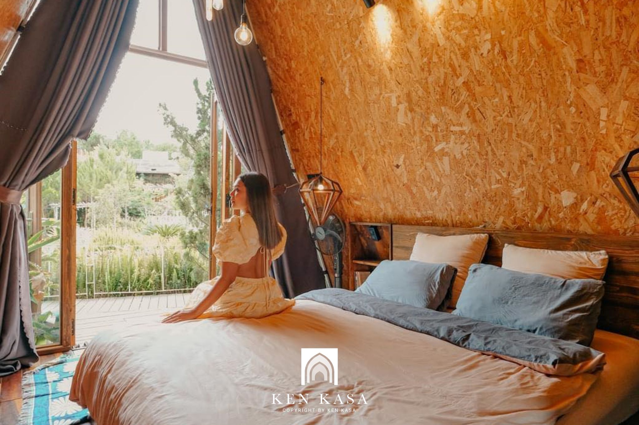 mẫu thiết kế phòng homestay bằng gỗ homestay in the pine